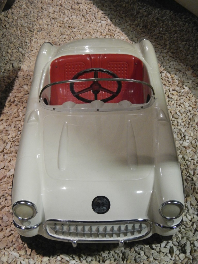 Creme Colored Kiddies Car Creme Colored Kiddies Car - Reno Travel Guide