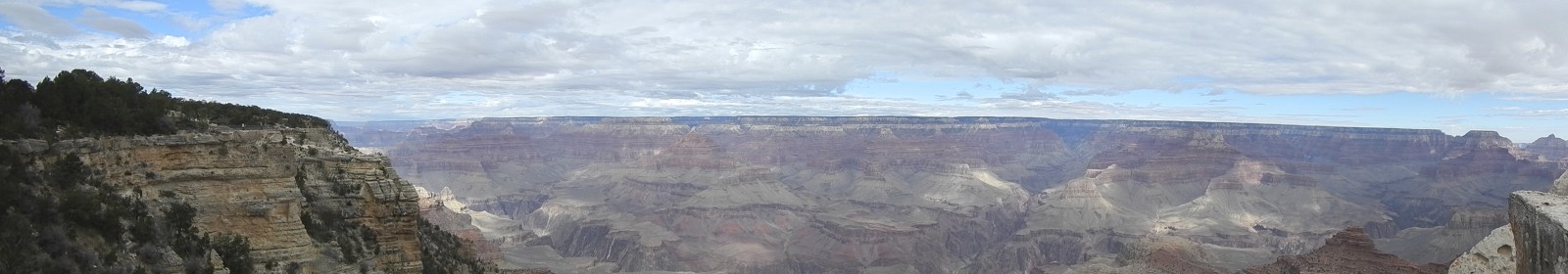 Panoramic shot of the grand canyon The Panorama of the Canyon's South Rim