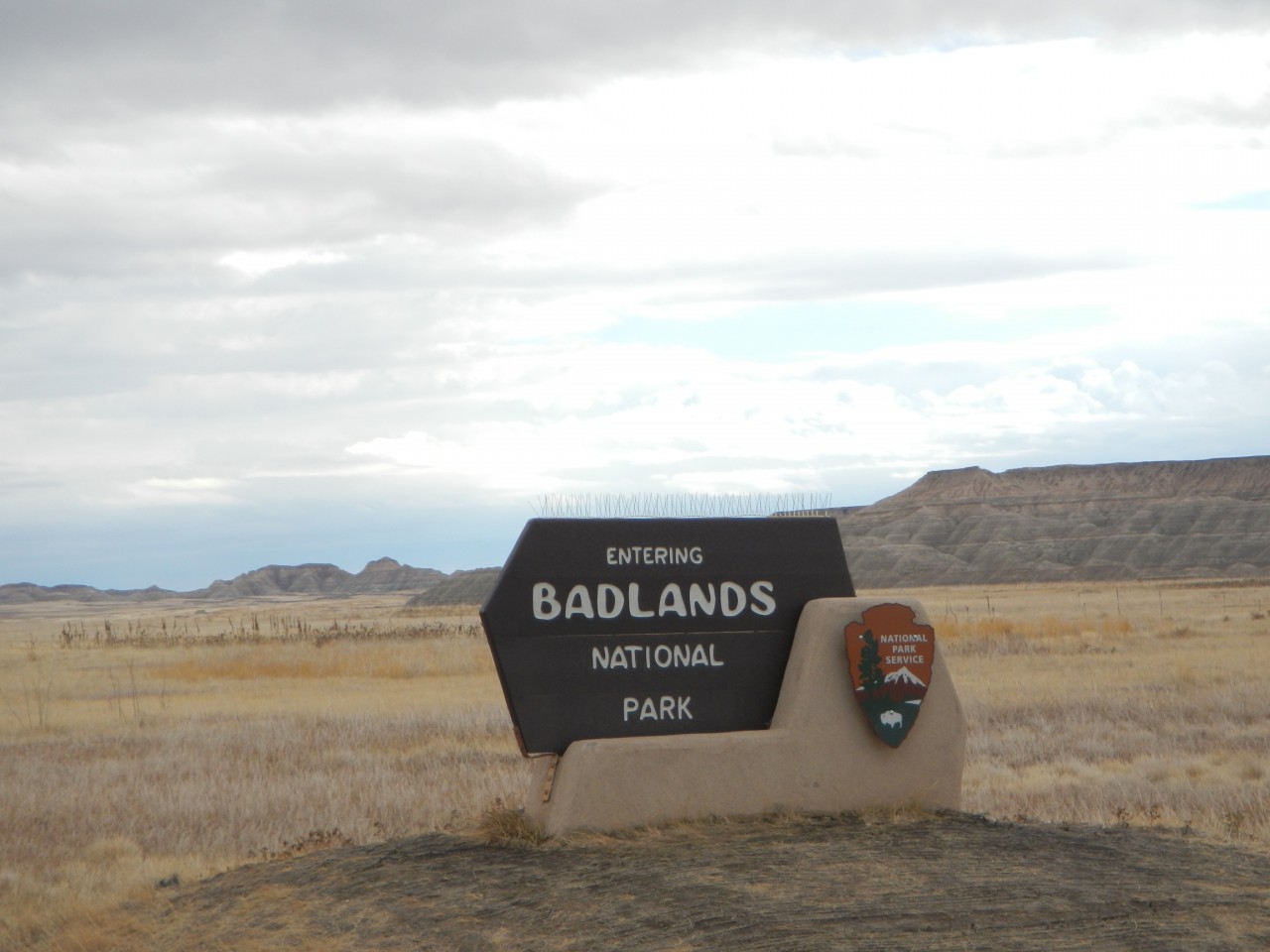RoadTripPlanSouthDakota19 Badlands National Park Entrance Sign