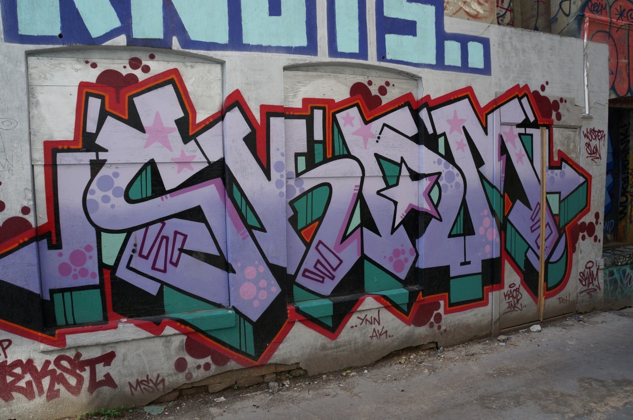 graffiti vandalism essay Graffiti is just another way to express yourself as being a form of a artist so what i’m trying t. graffiti vandalism essay Graffiti is just another way to express yourself as being a form of a artist so what i’m trying t.