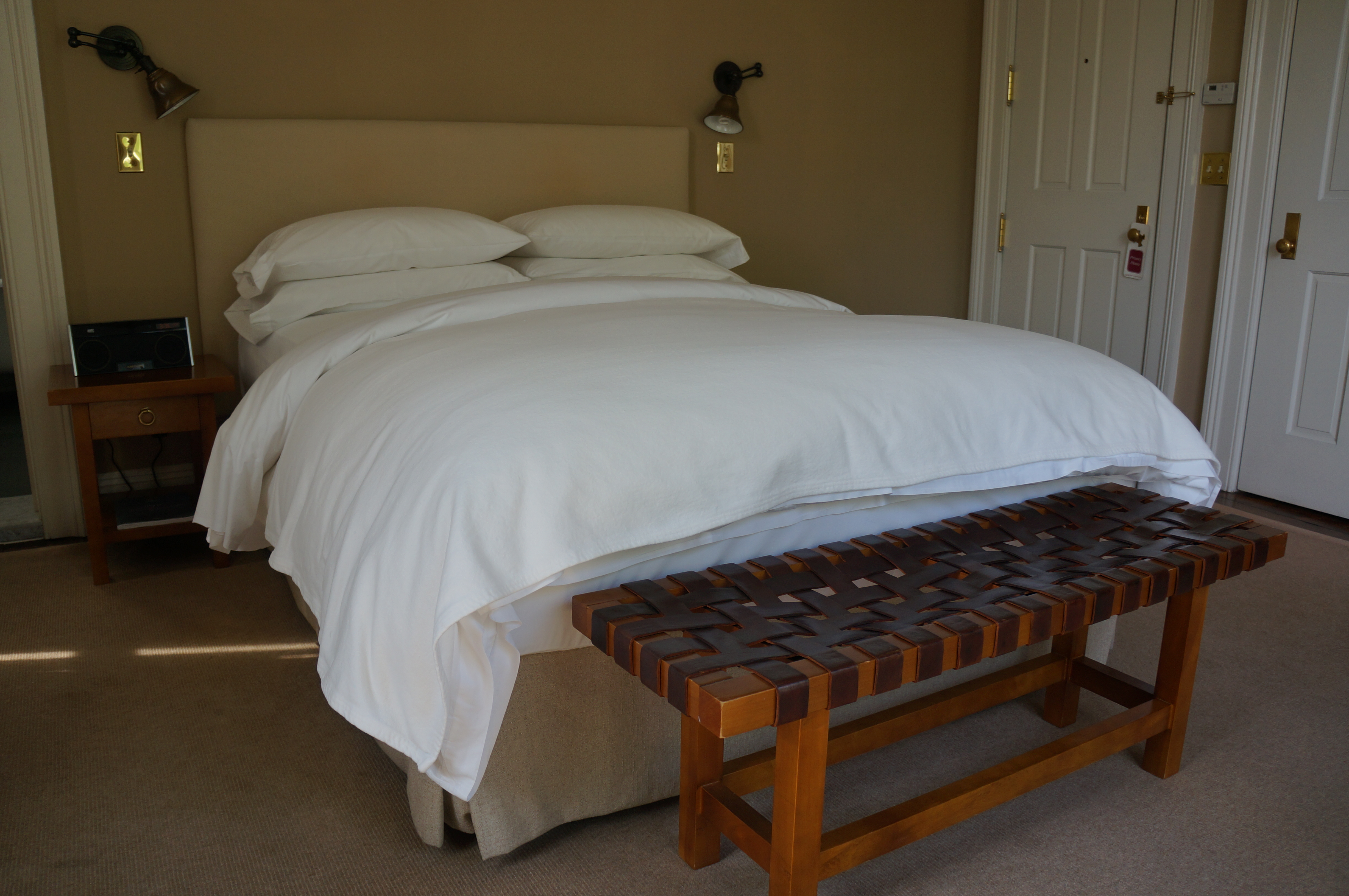Hotel Fauchere Pet Friendly In The Poconos Beds In Hotel Fauchere