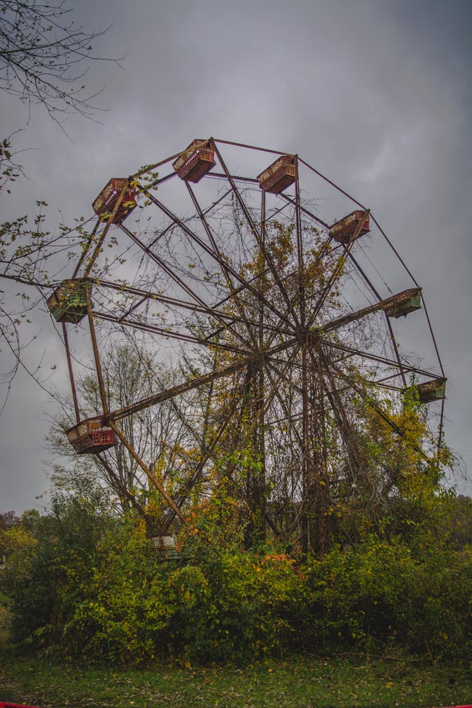 lake shawnee abandoned amusement park tours