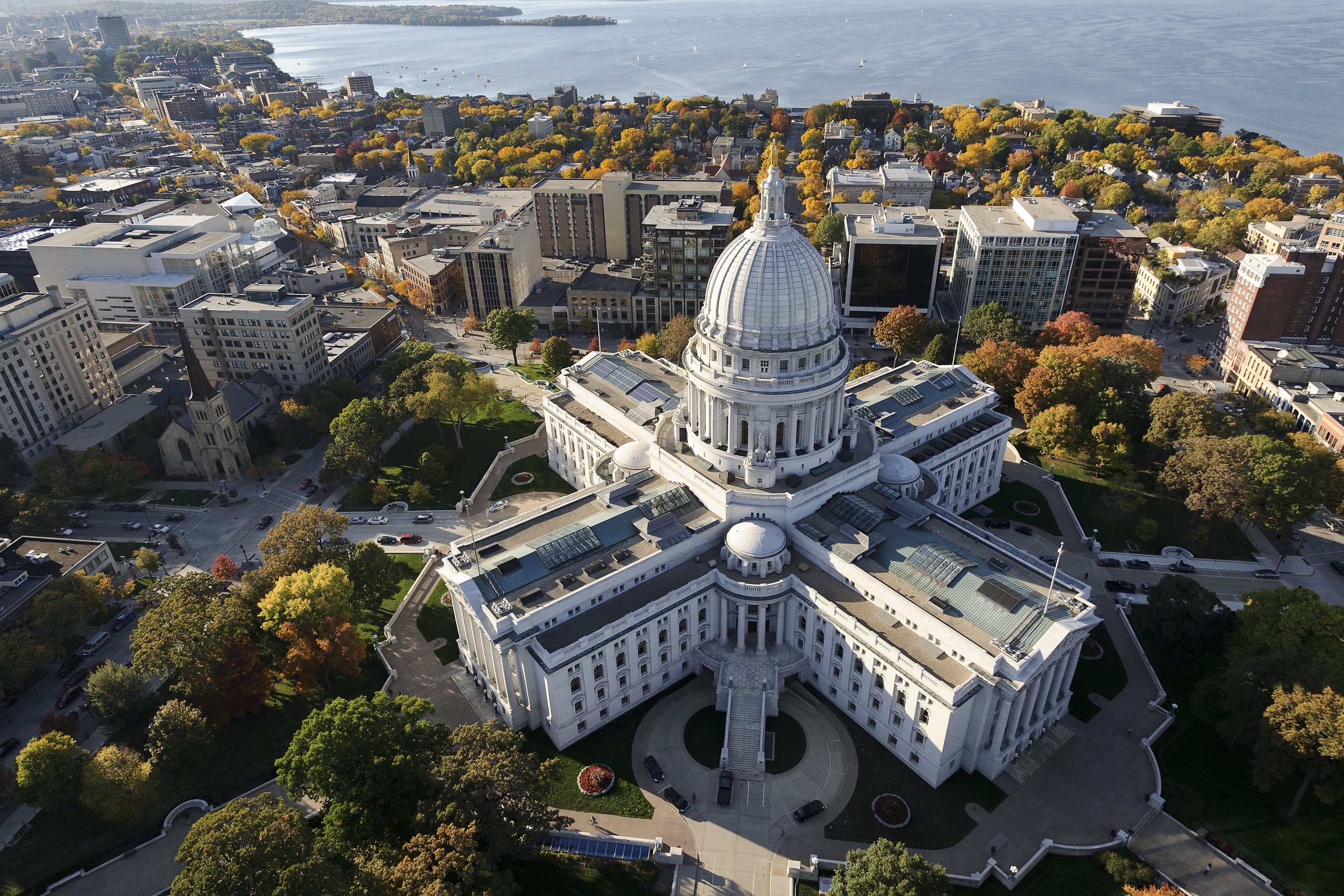 Downtown - Madision, Wisconsin (source)